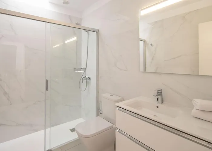 Domus Vulcani Adassa Willa *